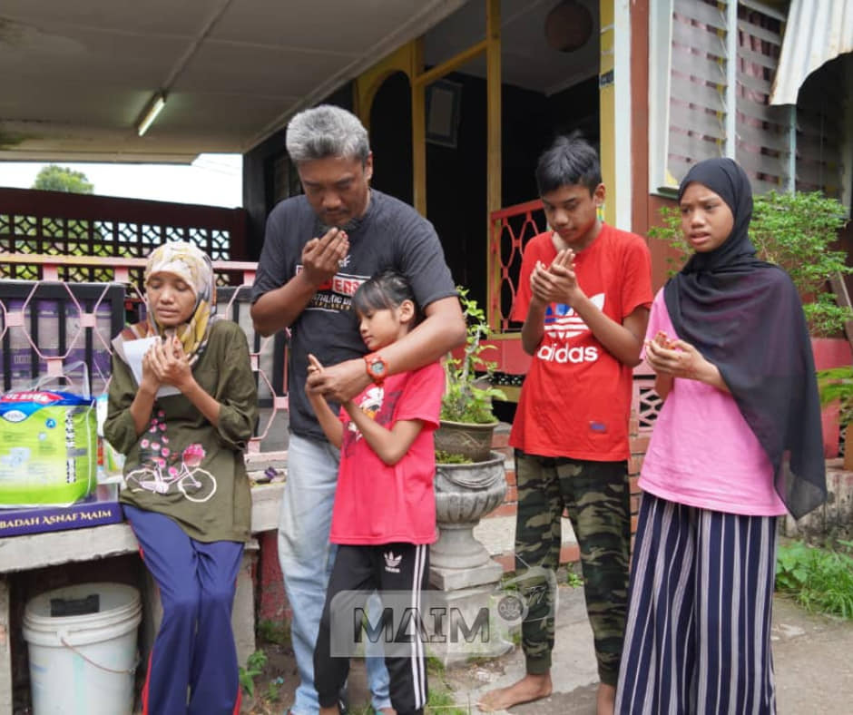 skuad-agihan-zakat-maim-saz-cawangan-melaka-tengah-bersama-timbalan-pengerusi-maim-jenguh-dan-jengah-beberapa-orang-asnaf-kita-di-dun-telok-mas-2